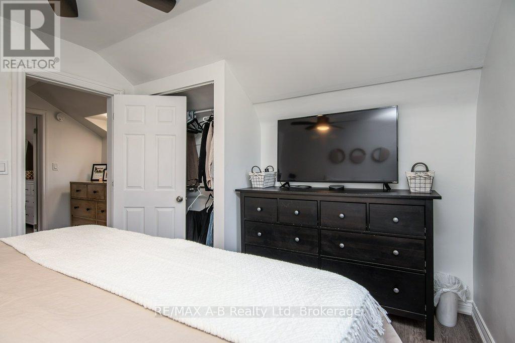 168 Hope Street E, East Zorra-Tavistock, Ontario  N0B 2R0 - Photo 38 - X12206085