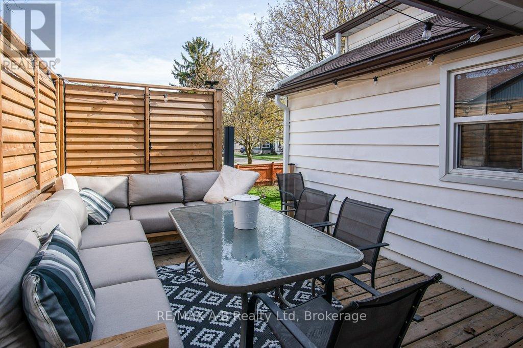 168 Hope Street E, East Zorra-Tavistock, Ontario  N0B 2R0 - Photo 6 - X12206085