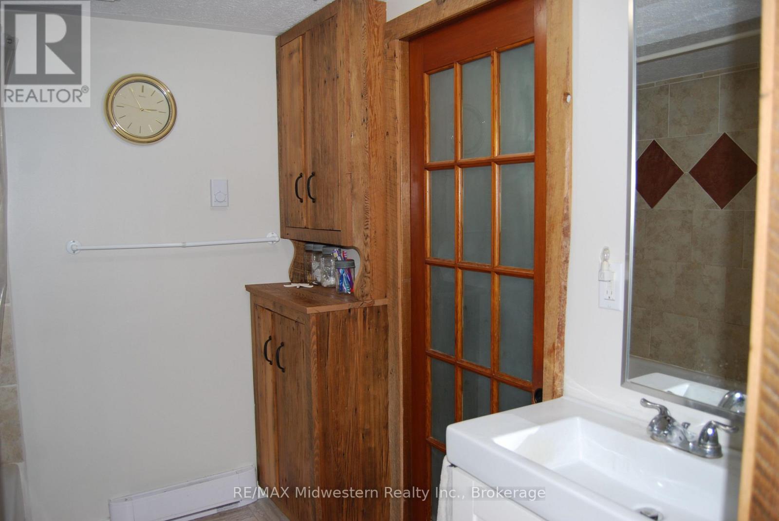 410 Temple Street, Minto, Ontario  N0G 2P0 - Photo 14 - X12206136