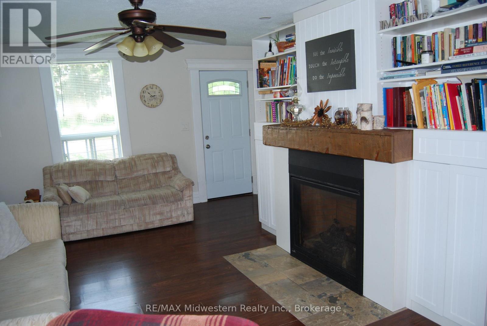 410 Temple Street, Minto, Ontario  N0G 2P0 - Photo 7 - X12206136