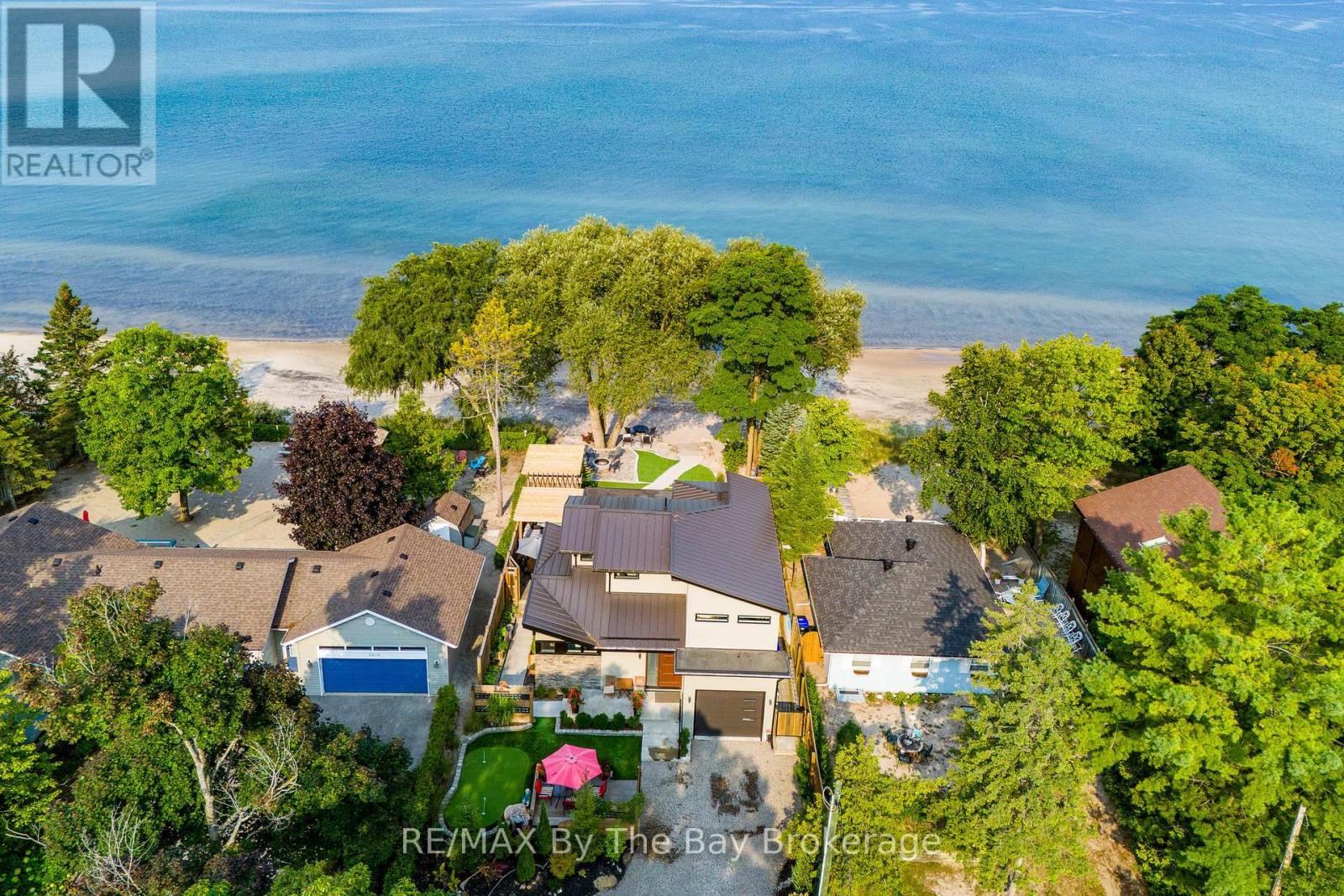 2206 Tiny Beaches Road S, Tiny, Ontario  L0L 1P1 - Photo 46 - S12206554