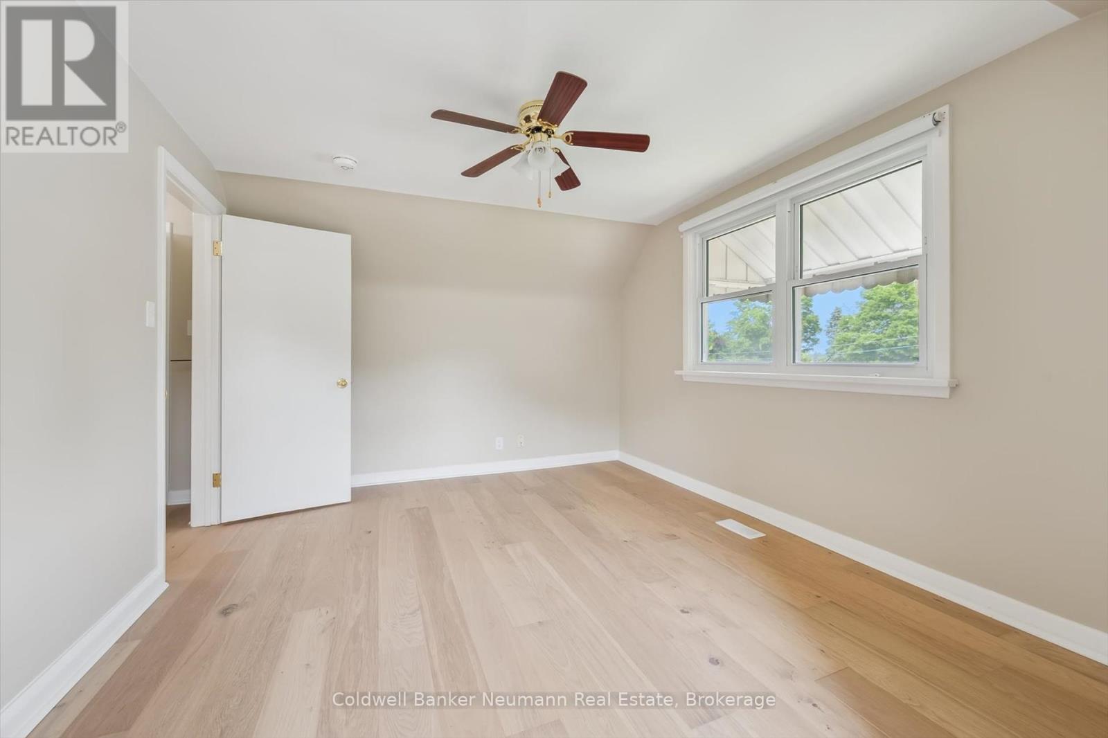 26 Elginfield Drive, Guelph, Ontario  N1E 4E6 - Photo 8 - X12206682
