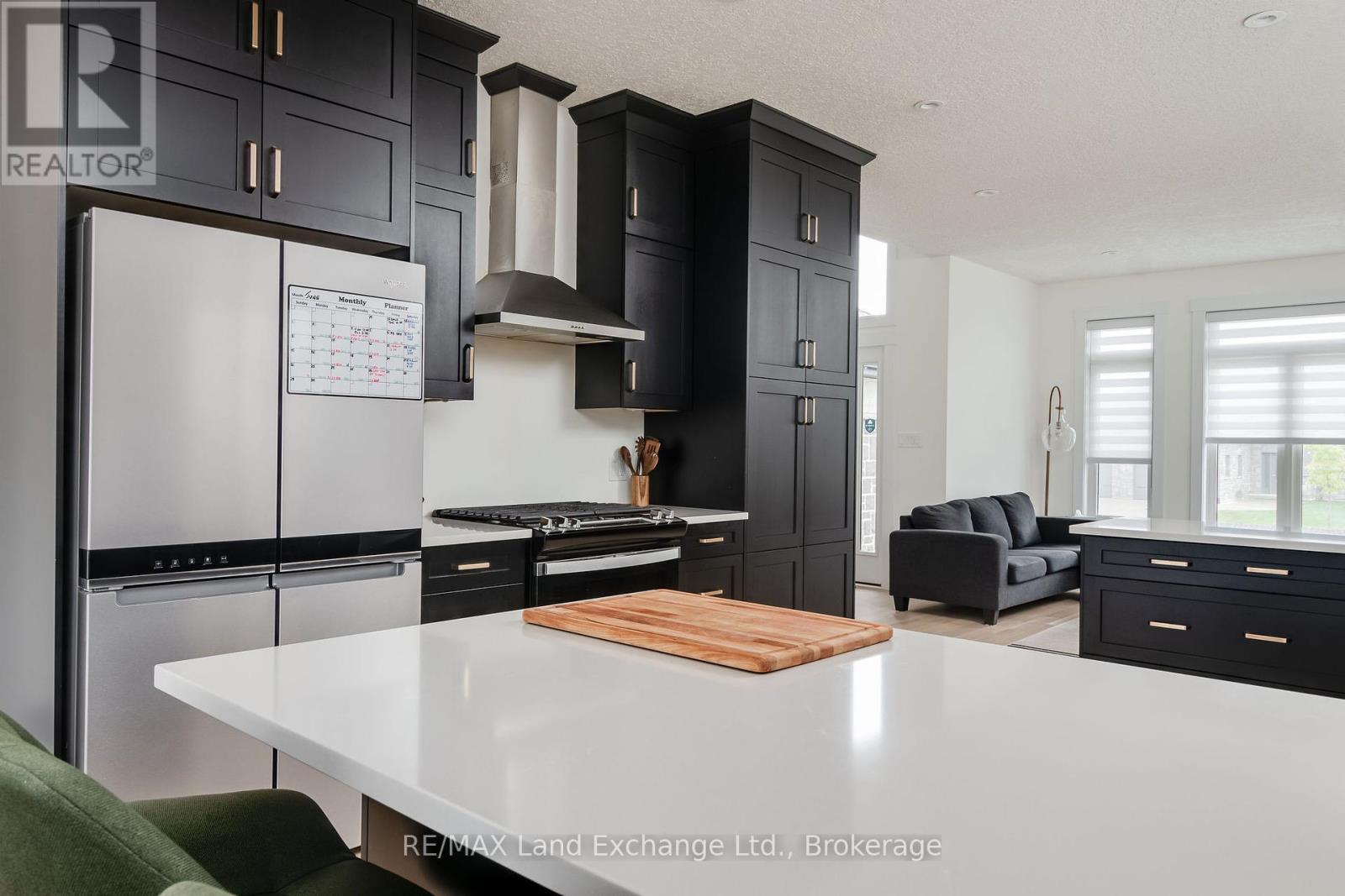 394 Ridge Street, Saugeen Shores, Ontario  N0H 2C1 - Photo 10 - X12206974