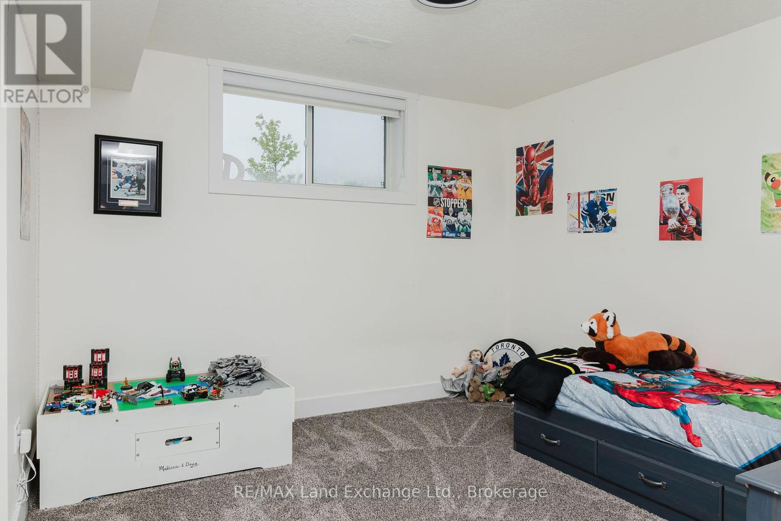 394 Ridge Street, Saugeen Shores, Ontario  N0H 2C1 - Photo 24 - X12206974