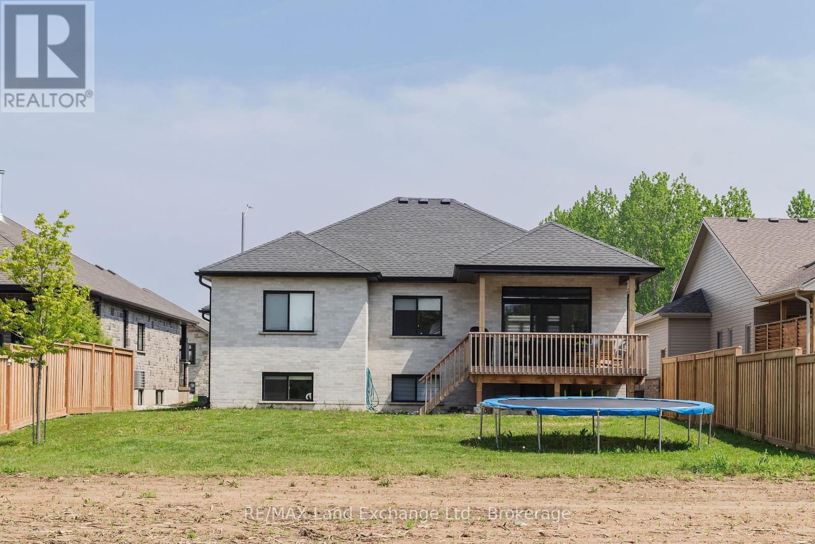 394 Ridge Street, Saugeen Shores, Ontario  N0H 2C1 - Photo 25 - X12206974
