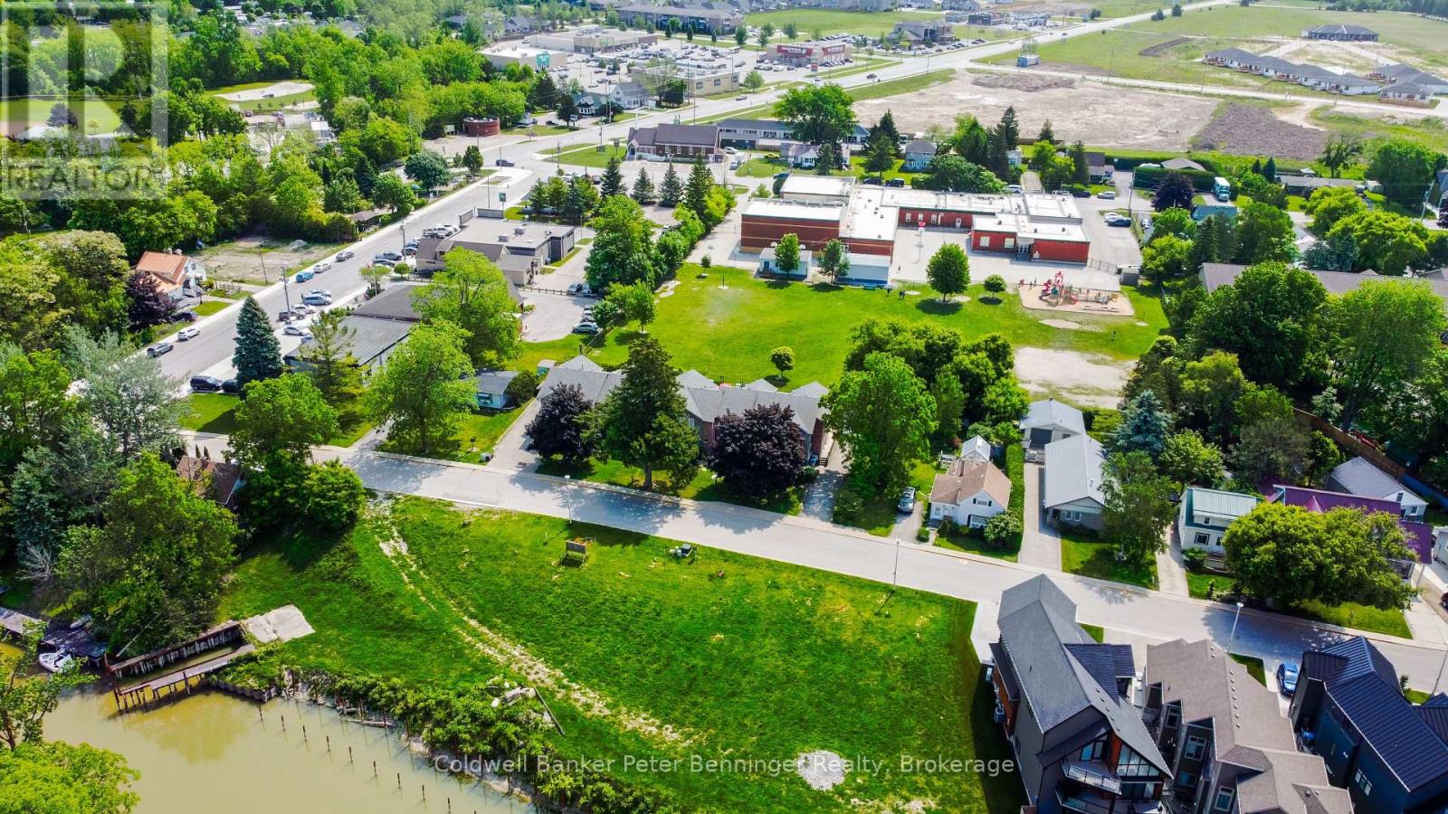 6 - 18 Sauble River Road, Lambton Shores, Ontario  N0M 1T0 - Photo 43 - X12207010
