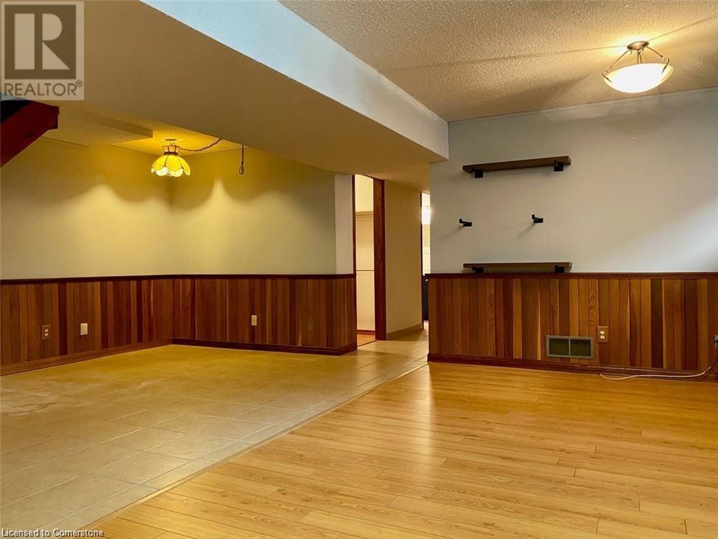 159 Sunpoint Crescent Unit# B, Waterloo, Ontario  N2V 1T9 - Photo 5 - 40739050
