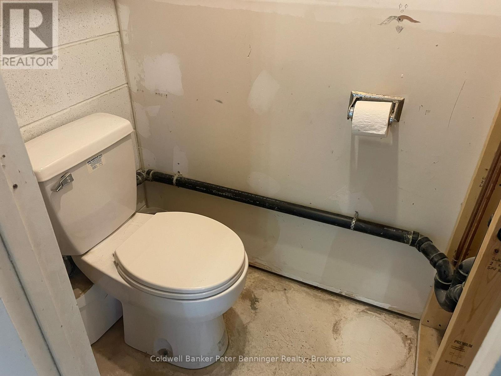 9 - 130 Kincardine Highway, Brockton, Ontario  N0G 2V0 - Photo 9 - X12207185