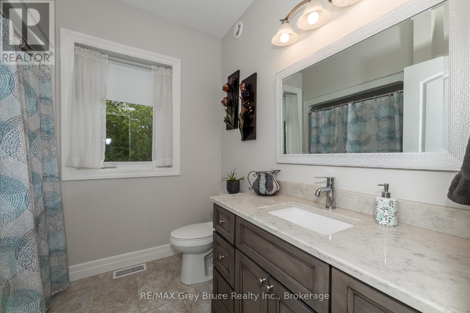 350293 A Concession, Meaford, Ontario  N0H 1B0 - Photo 17 - X12207373