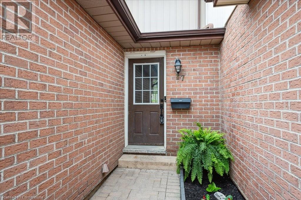 25 Valleyview Road Unit# 17, Kitchener, Ontario  N2E 1L5 - Photo 5 - 40737590