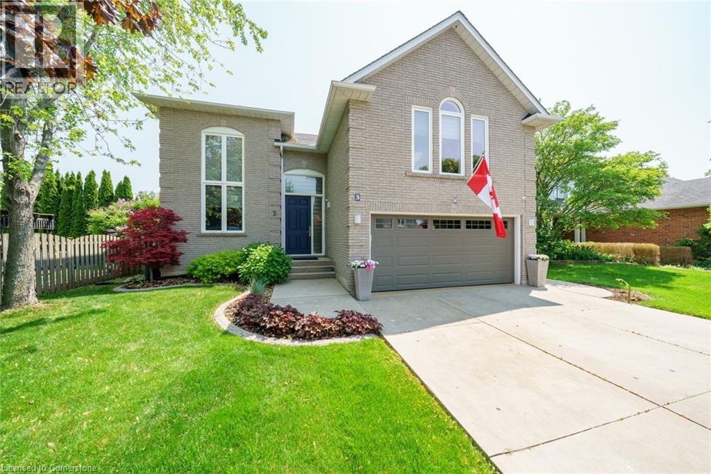 3 CLANSMAN Crescent, Caledonia, Ontario