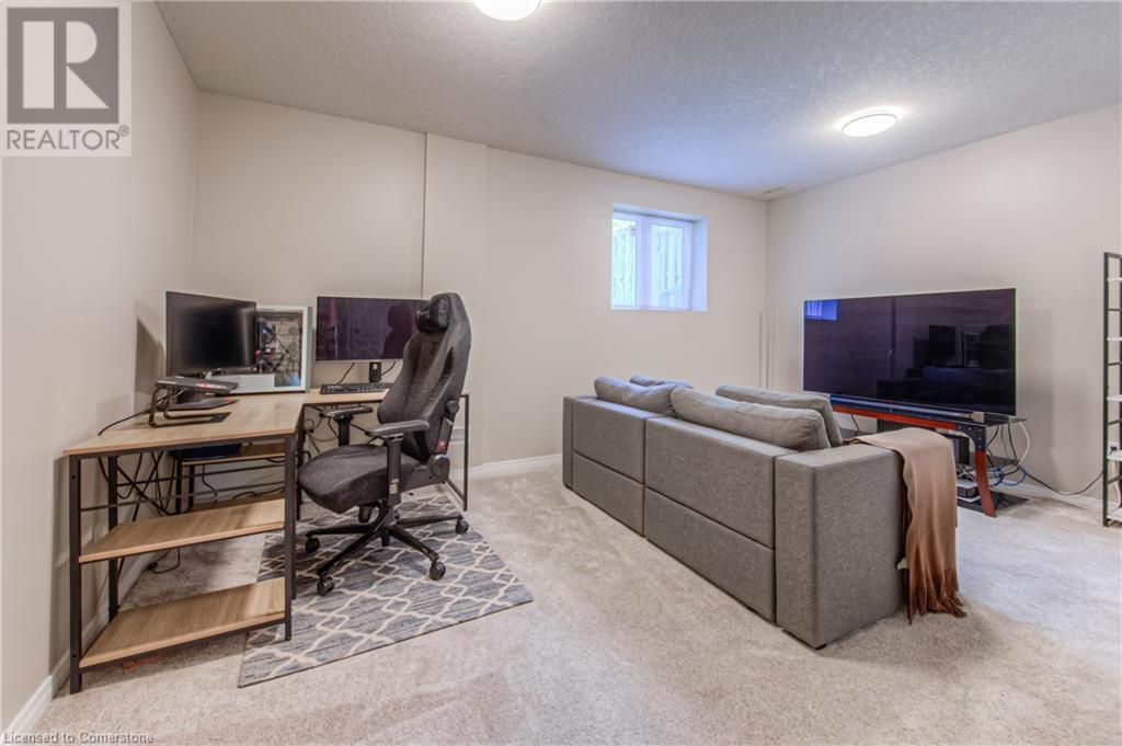 85 Bankside Drive Unit# E32, Kitchener, Ontario  N2N 3M4 - Photo 29 - 40736986