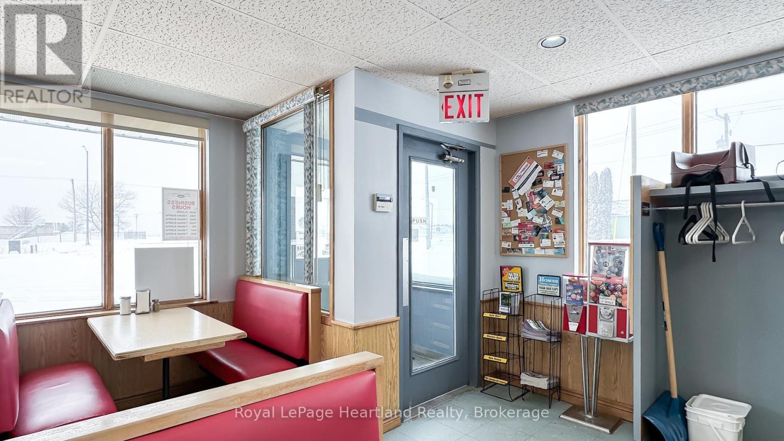 76988 London Road S, Huron East, Ontario  N0M 1L0 - Photo 14 - X12207395