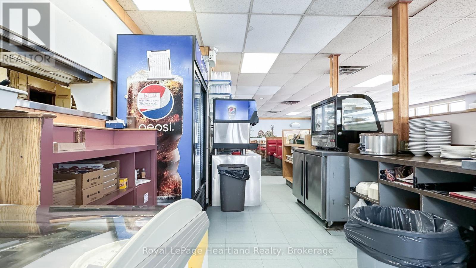 76988 London Road S, Huron East, Ontario  N0M 1L0 - Photo 25 - X12207395