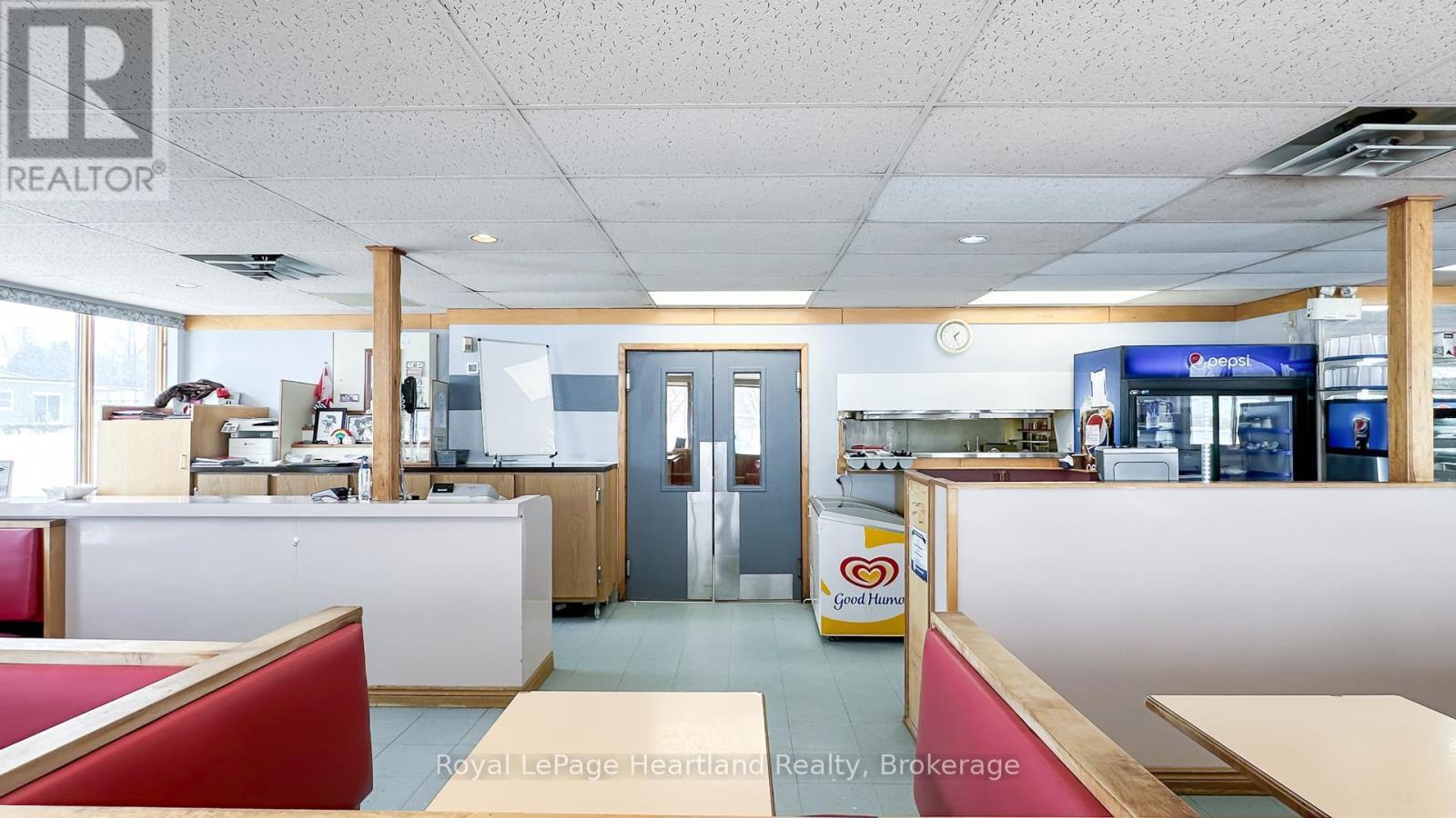 76988 London Road S, Huron East, Ontario  N0M 1L0 - Photo 27 - X12207395