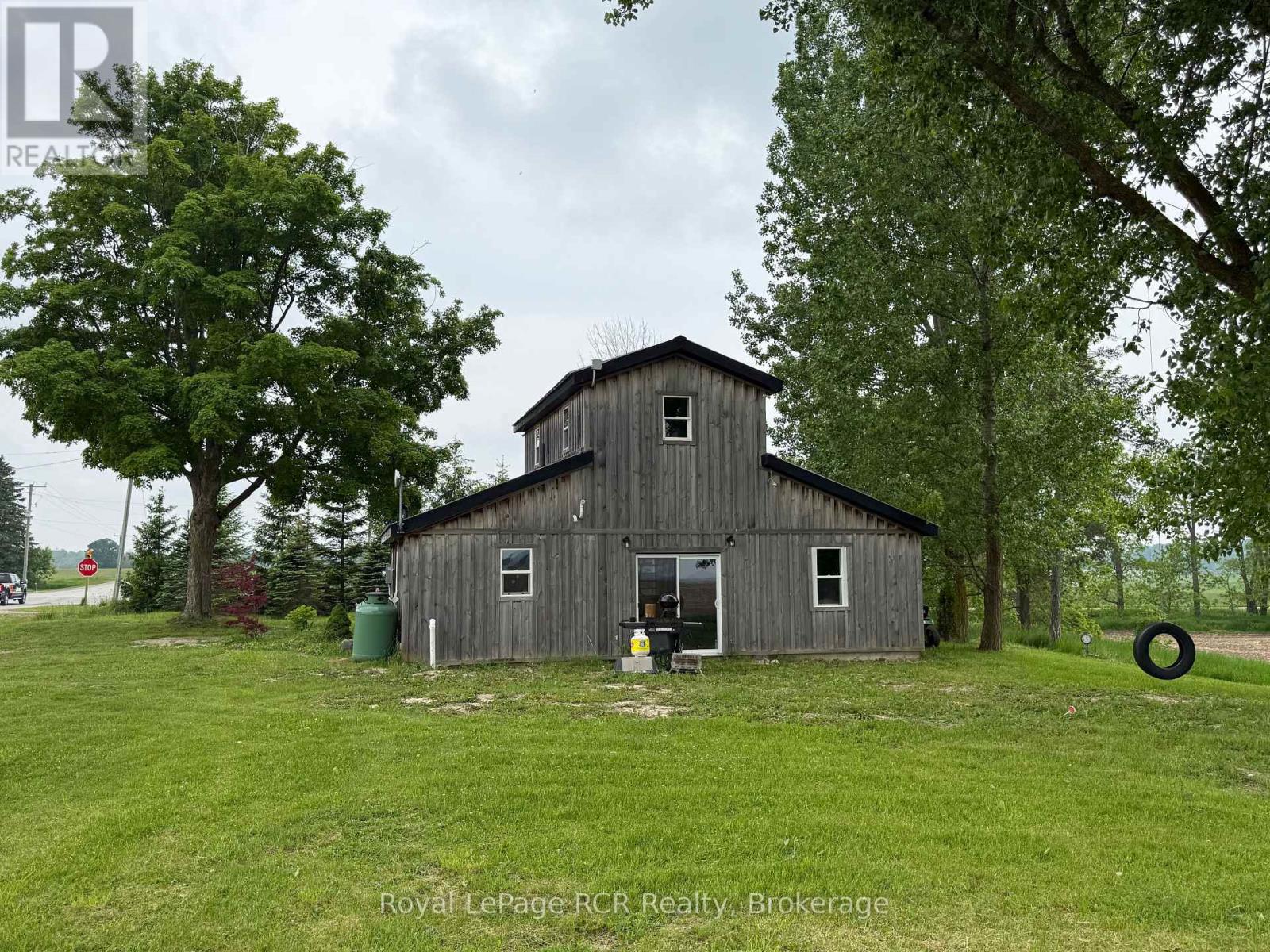 228 Bruce Road 40, Arran-Elderslie, Ontario  N0H 1L0 - Photo 16 - X12207503