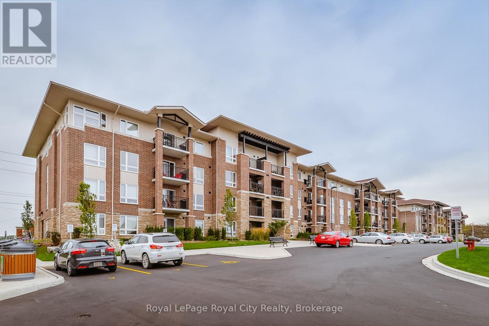 409 - 67 Kingsbury Square, Guelph, Ontario  N1L 0L3 - Photo 4 - X12207572