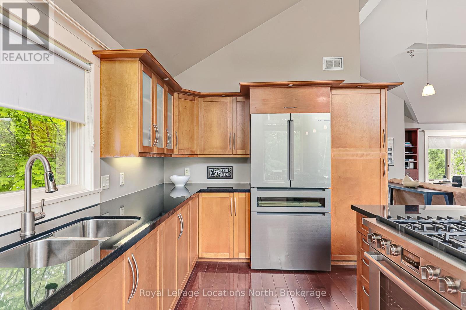 169 Aspen Way, Blue Mountains, Ontario  L9Y 0S7 - Photo 17 - X12207611