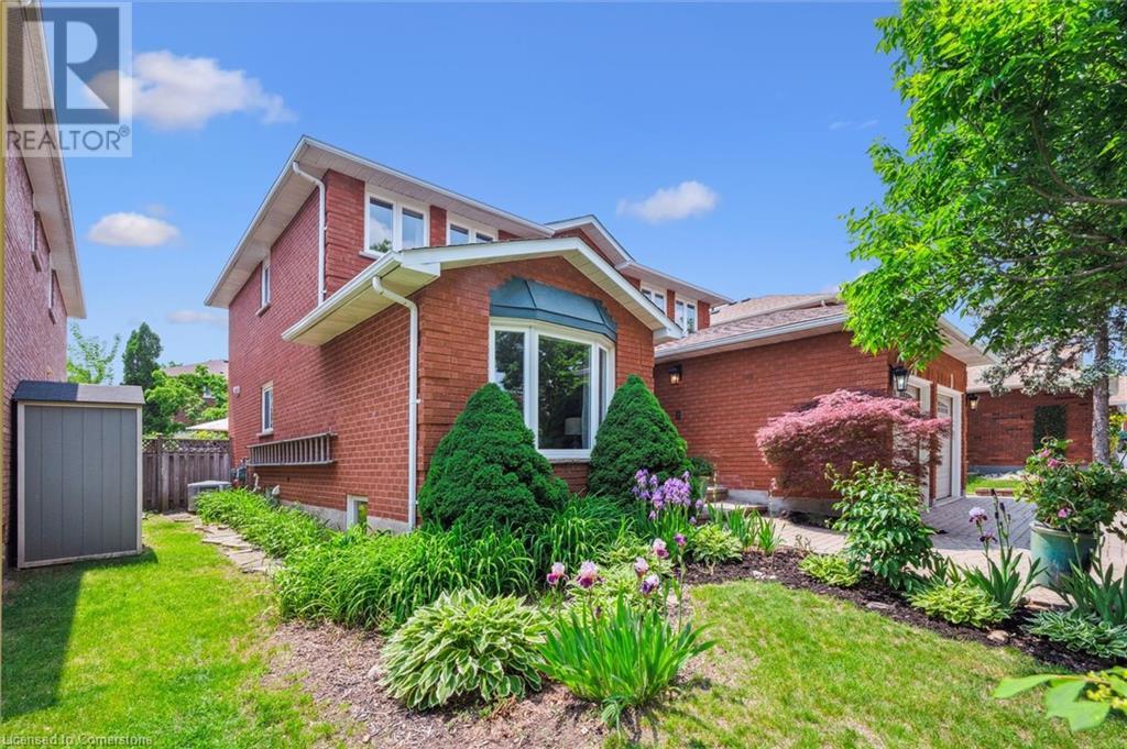 251 Hickory Circle, Oakville, Ontario  L6H 4V3 - Photo 2 - 40734284