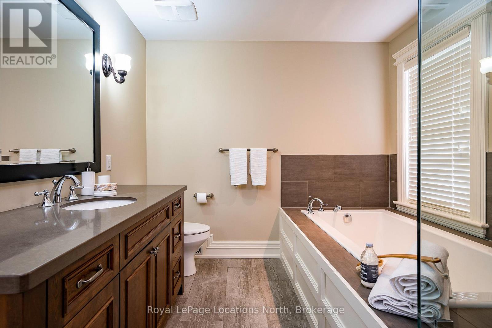 234 Pine Street, Collingwood, Ontario  L9Y 2P2 - Photo 26 - S12207796
