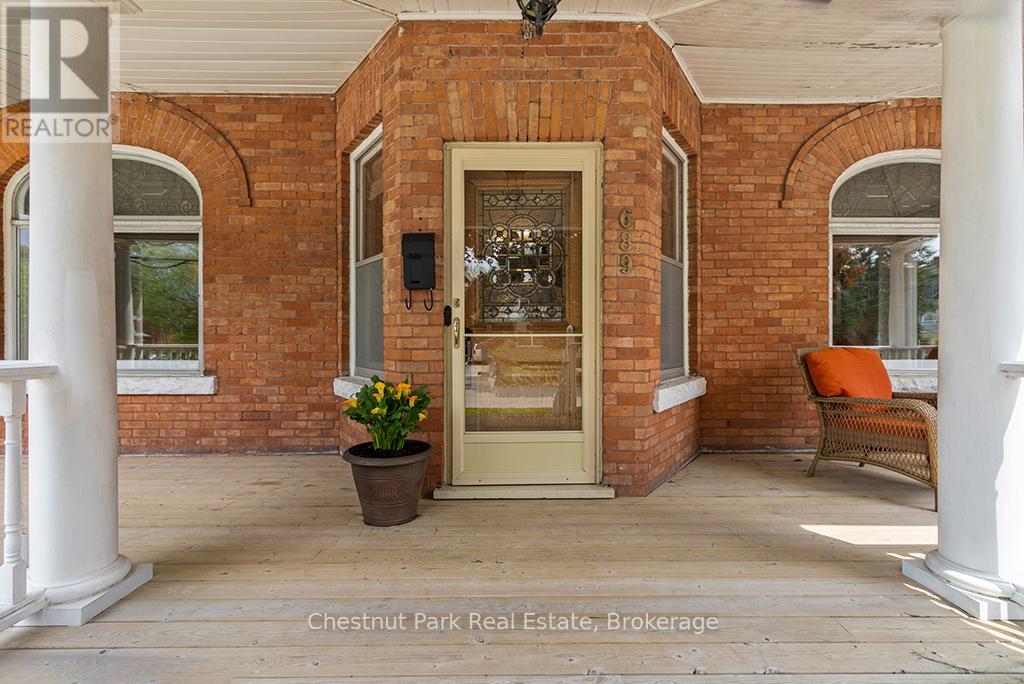 689 4th Avenue E, Owen Sound, Ontario  N4K 2N3 - Photo 5 - X12207728