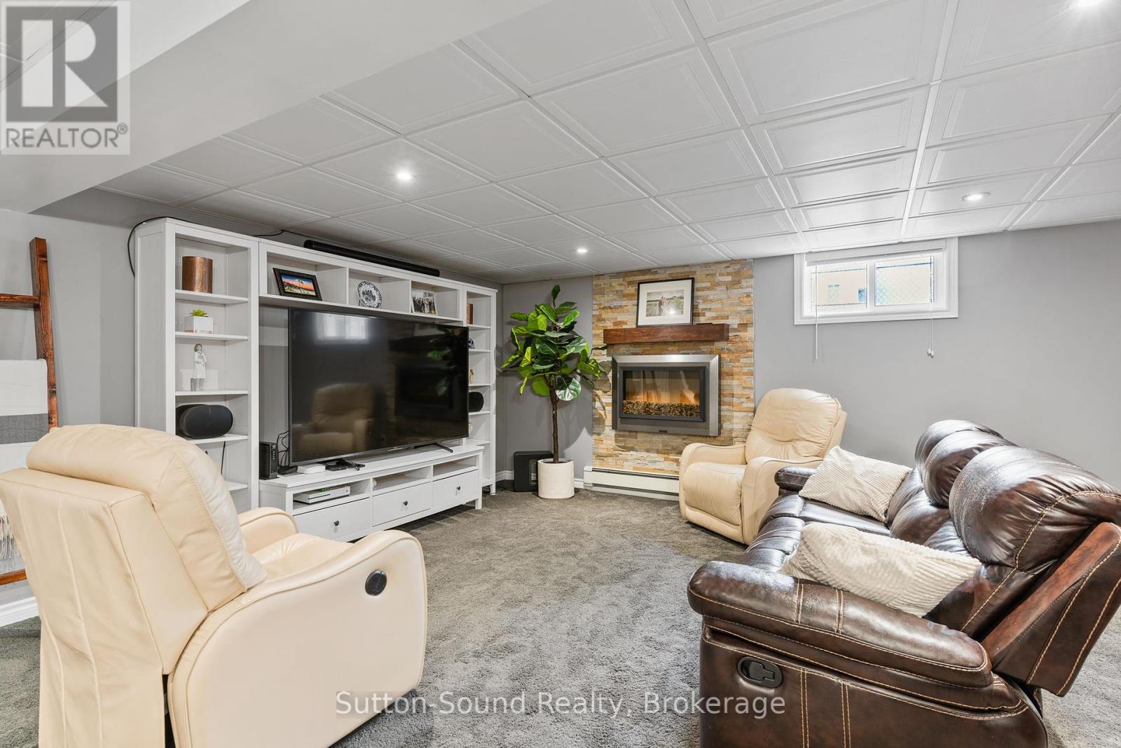 232 4th Avenue, Hanover, Ontario  N4N 2B5 - Photo 30 - X12207760