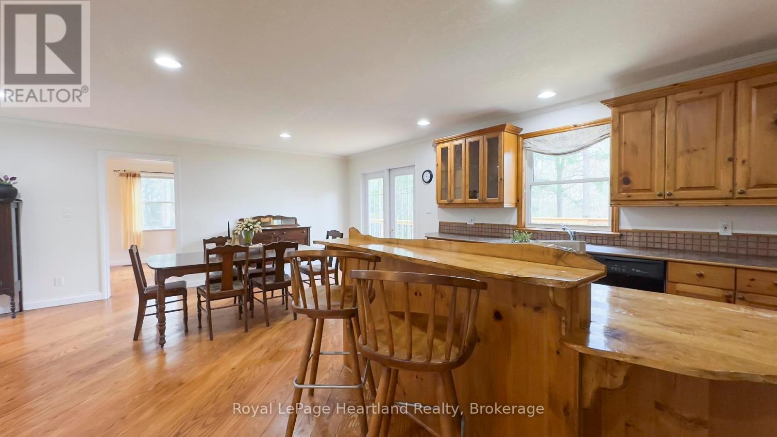 41829 Amberley Road, Morris Turnberry, Ontario  N0G 1G0 - Photo 15 - X12207824