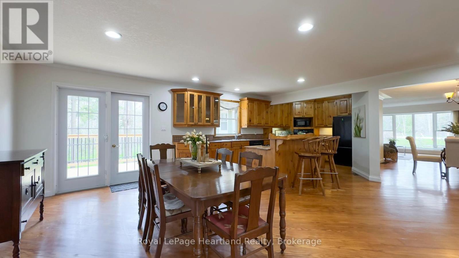 41829 Amberley Road, Morris Turnberry, Ontario  N0G 1G0 - Photo 17 - X12207824