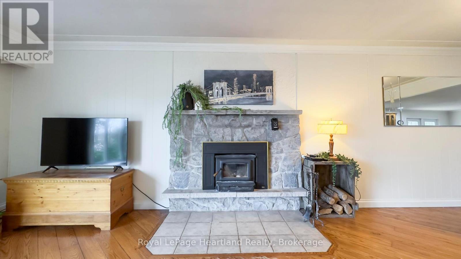 41829 Amberley Road, Morris Turnberry, Ontario  N0G 1G0 - Photo 6 - X12207824