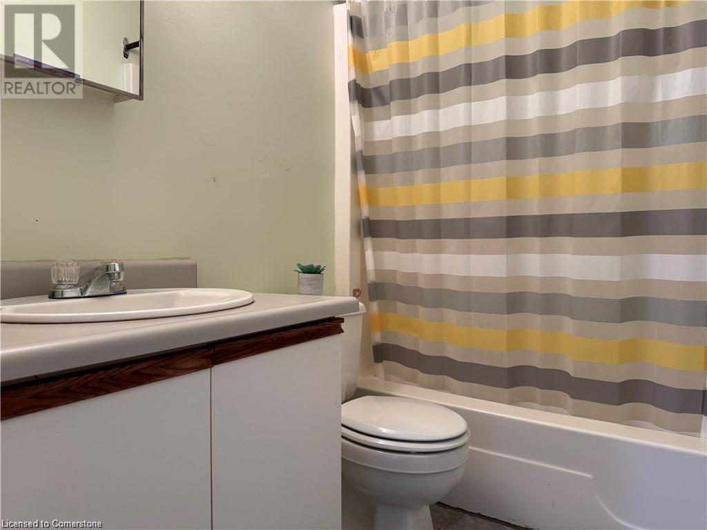 41 Valleyview Road Unit# 49, Kitchener, Ontario  N2E 3H9 - Photo 10 - 40739179