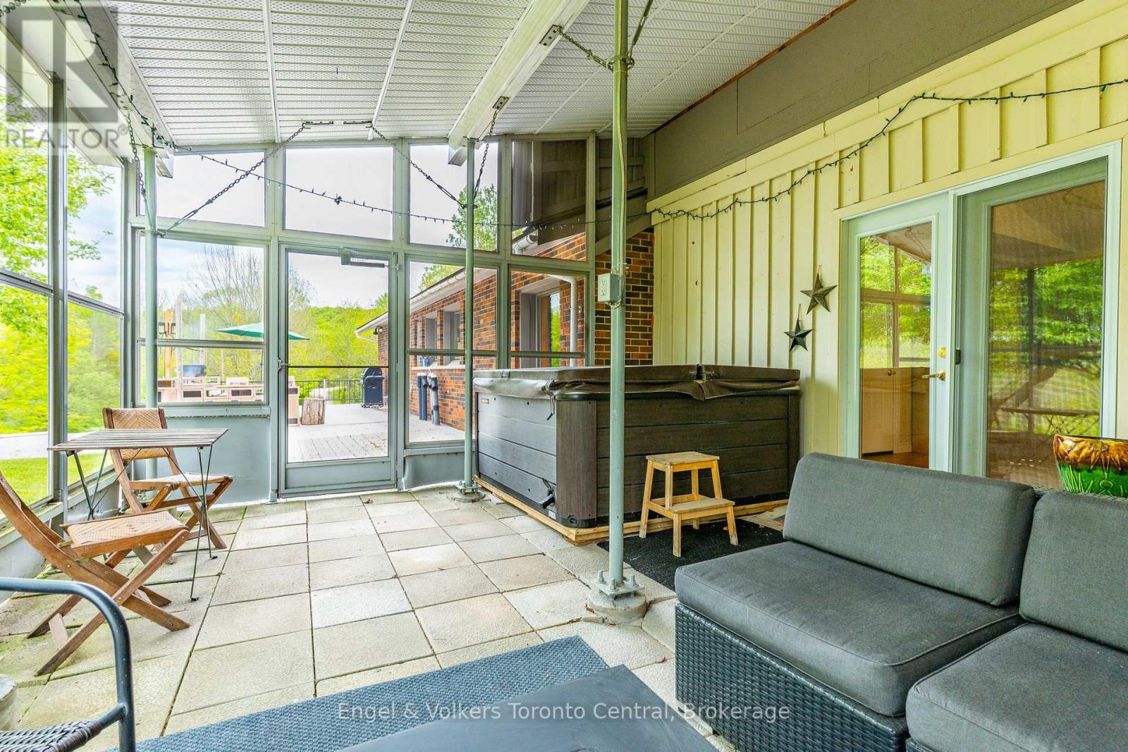 215588 Concession 4, Chatsworth, Ontario  N0H 2V0 - Photo 23 - X12208304