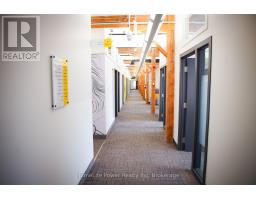 300 - 16 - 72 VICTORIA STREET S, Kitchener, Ontario