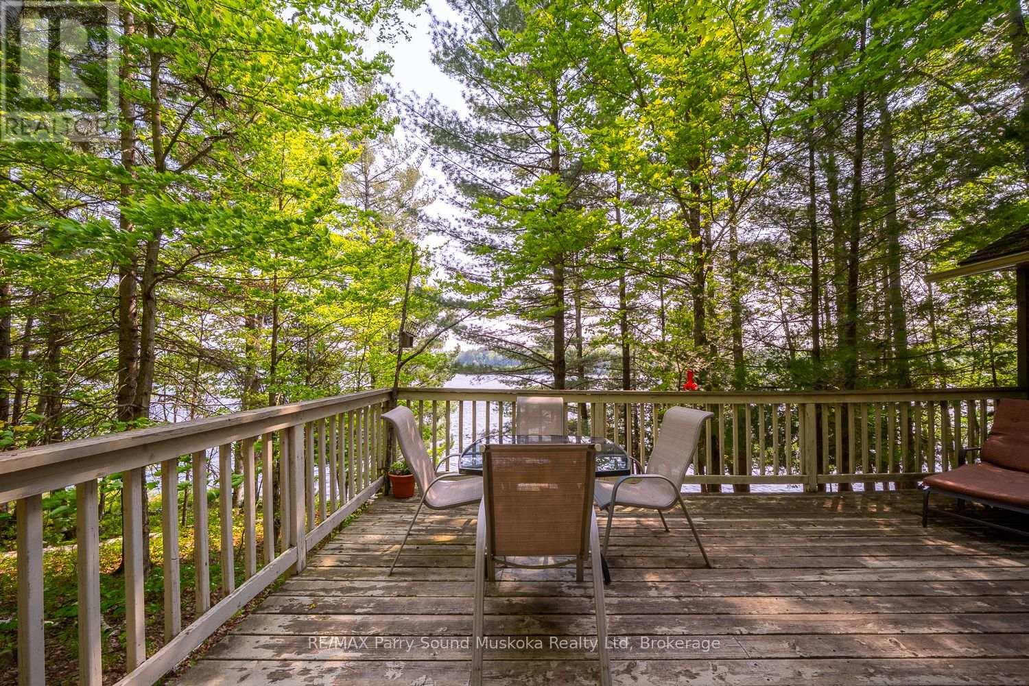40 Jack And Verna's Lane, Magnetawan, Ontario  P0A 1P0 - Photo 10 - X12208559