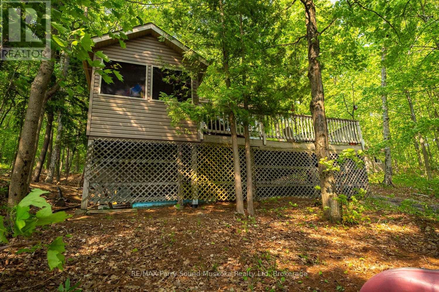 40 Jack And Verna's Lane, Magnetawan, Ontario  P0A 1P0 - Photo 18 - X12208559