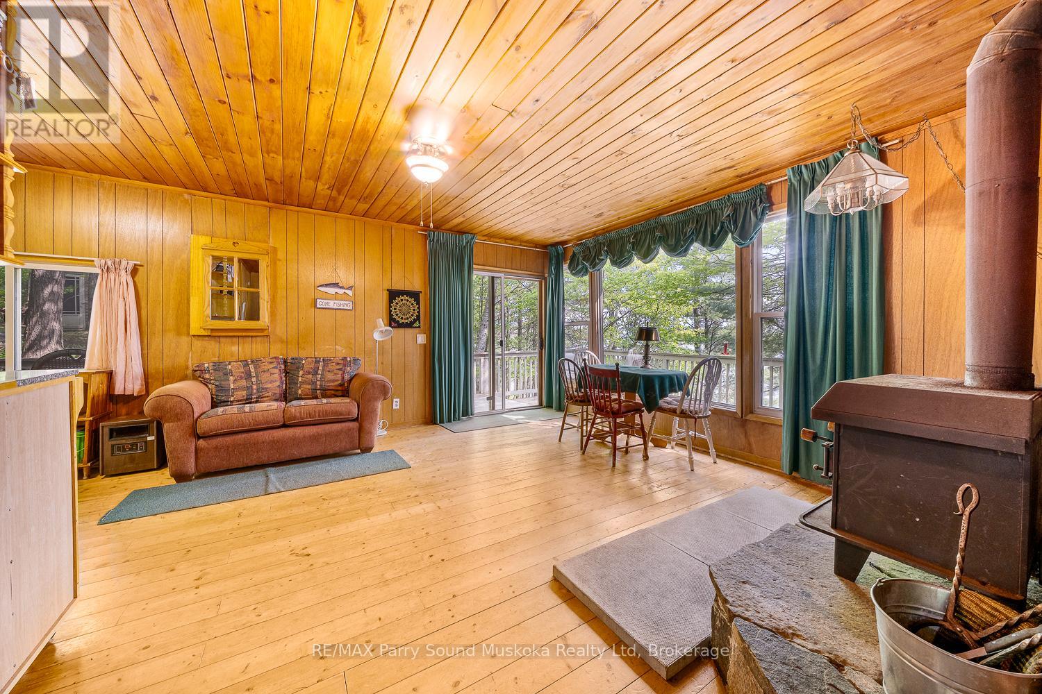 40 Jack And Verna's Lane, Magnetawan, Ontario  P0A 1P0 - Photo 30 - X12208559