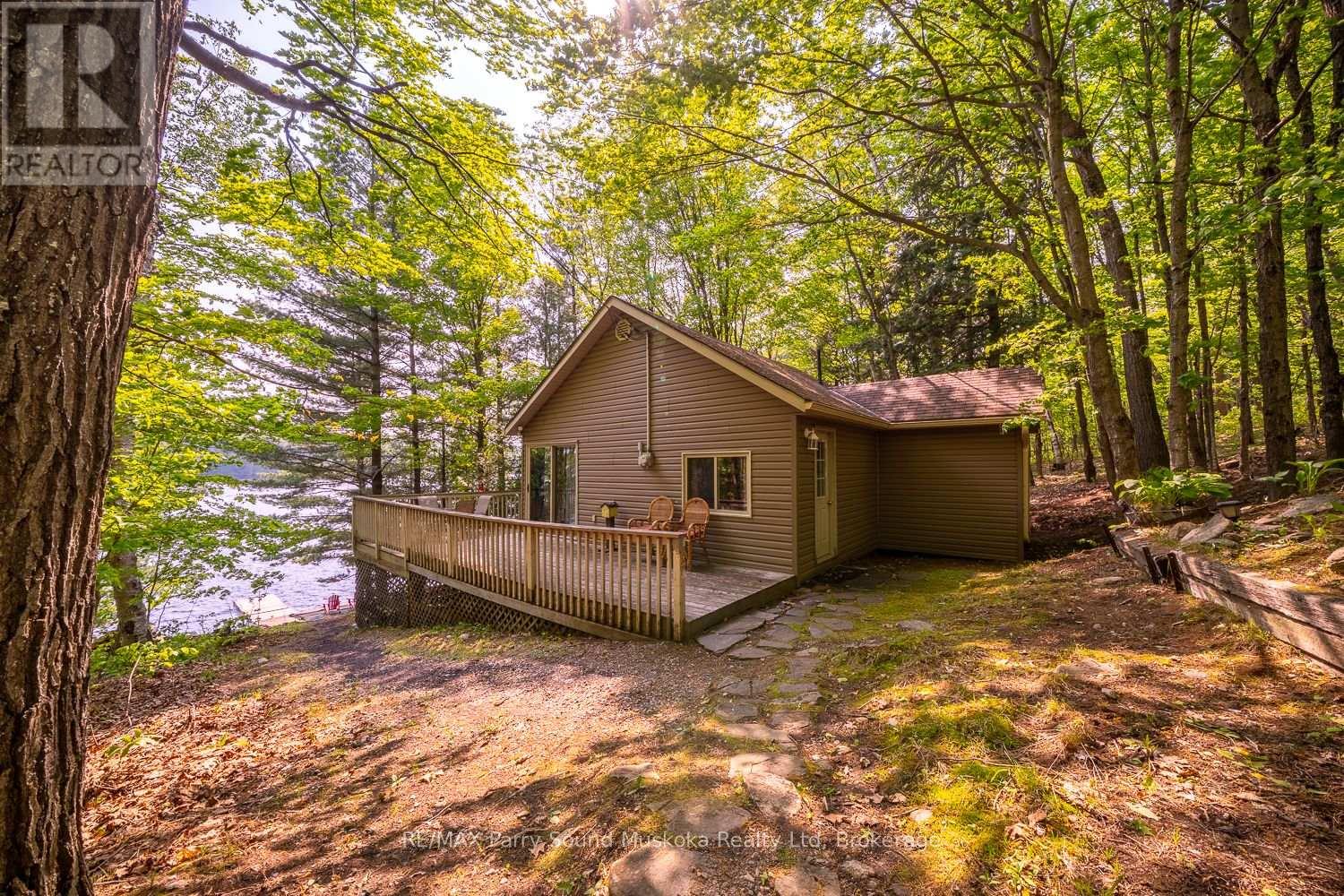 40 Jack And Verna's Lane, Magnetawan, Ontario  P0A 1P0 - Photo 7 - X12208559