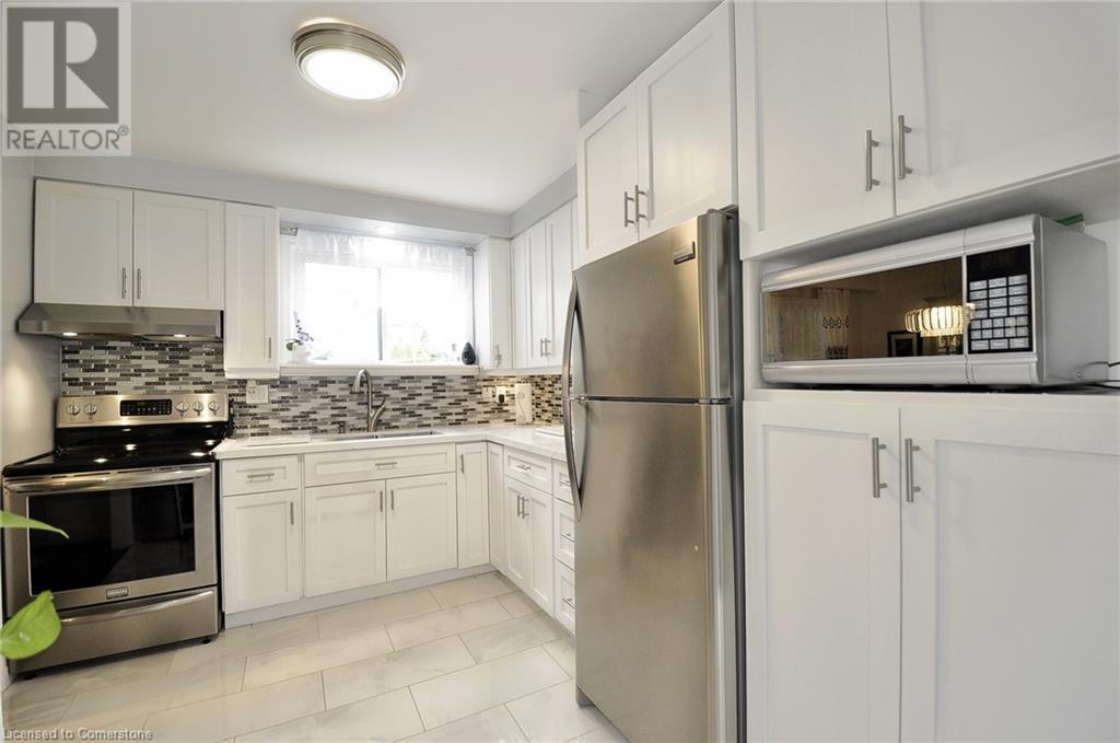 30 The Country Way, Kitchener, Ontario  N2E 2K8 - Photo 11 - 40737947