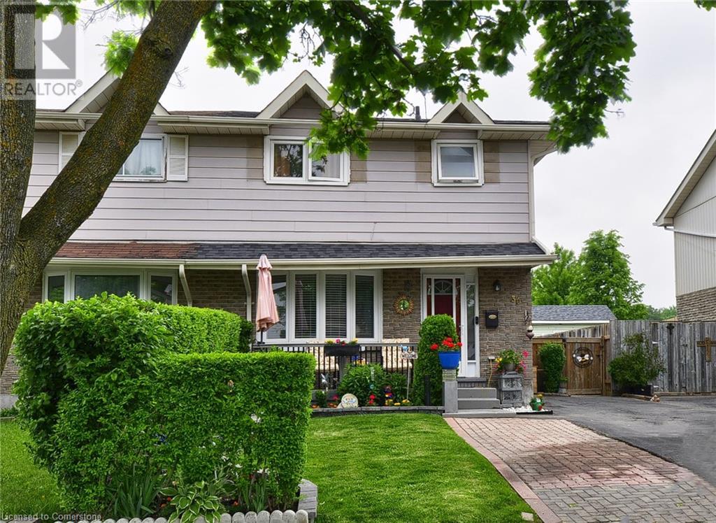 30 The Country Way, Kitchener, Ontario  N2E 2K8 - Photo 2 - 40737947