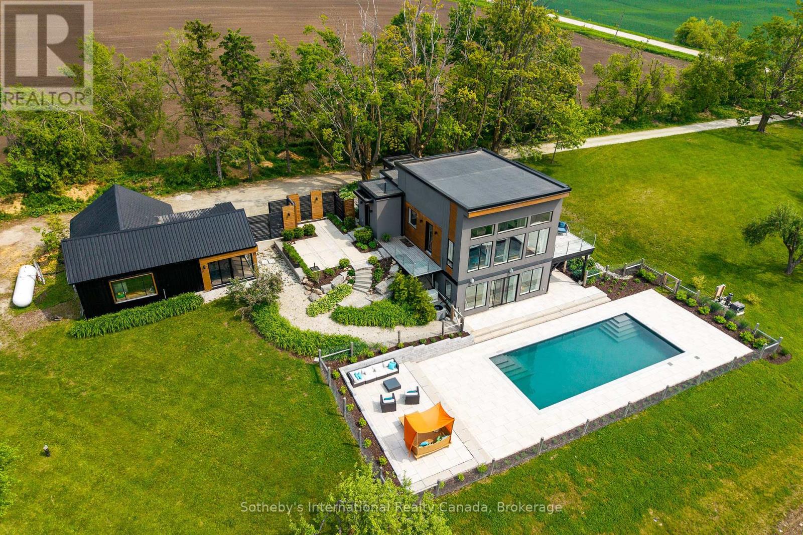 2566 5 Concession S, Clearview, Ontario  L0M 1G0 - Photo 4 - S12208834