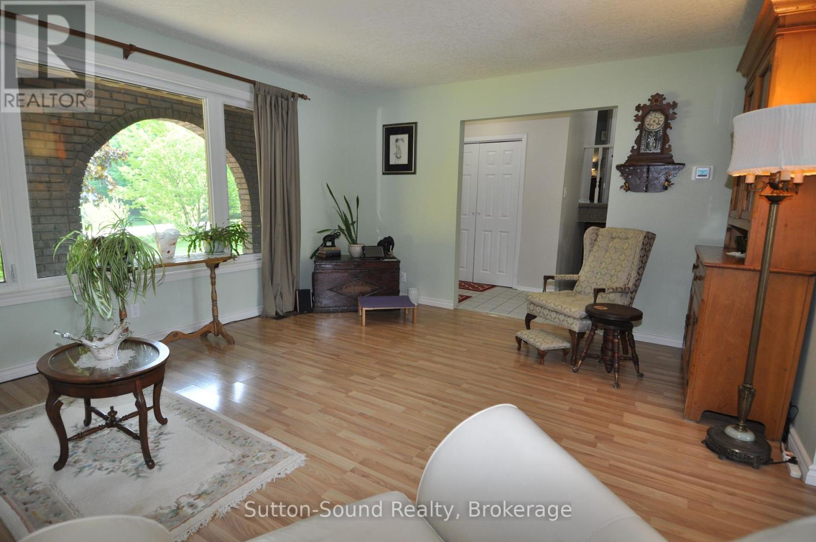 719140 Highway 6 Highway, Georgian Bluffs, Ontario  N0H 2K0 - Photo 6 - X12208822