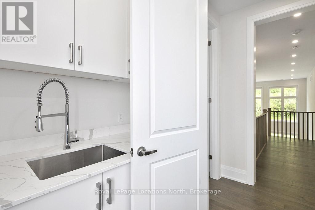 130 Dorothy Drive, Blue Mountains, Ontario  N0H 1J0 - Photo 43 - X12208856