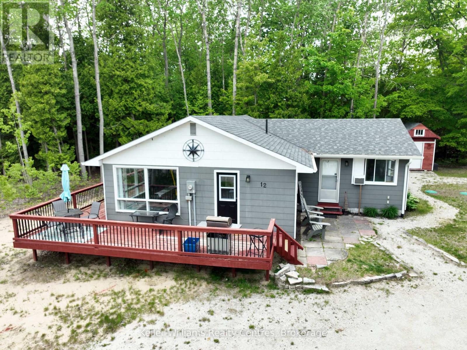 12 Pierce Street S, South Bruce Peninsula, Ontario  N0H 2T0 - Photo 1 - X12209302