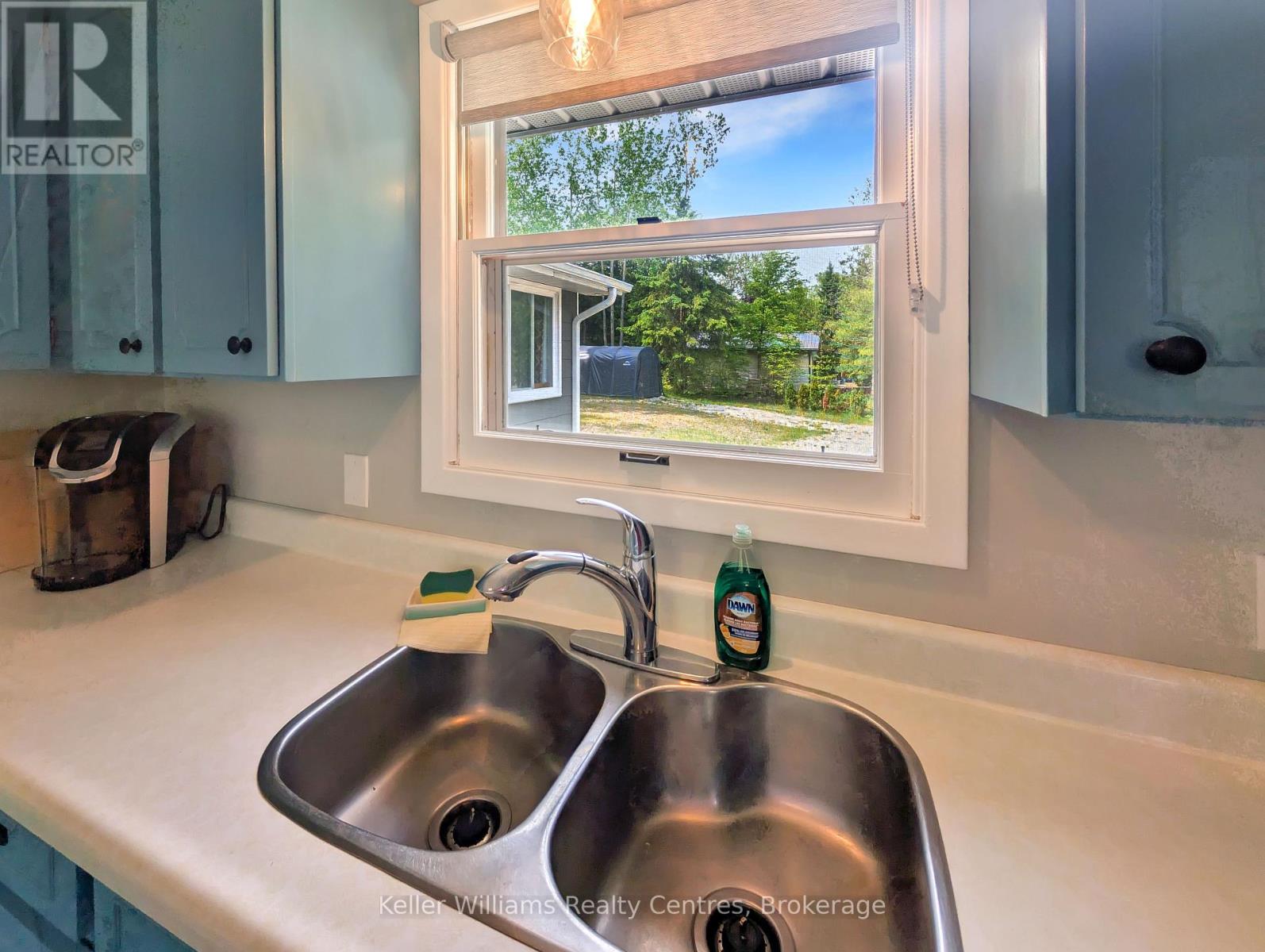 12 Pierce Street S, South Bruce Peninsula, Ontario  N0H 2T0 - Photo 15 - X12209302
