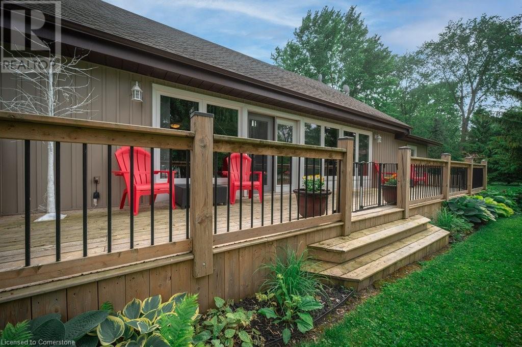 8463 Defore Drive, Lambton Shores, Ontario  N0M 1T0 - Photo 3 - 40738857