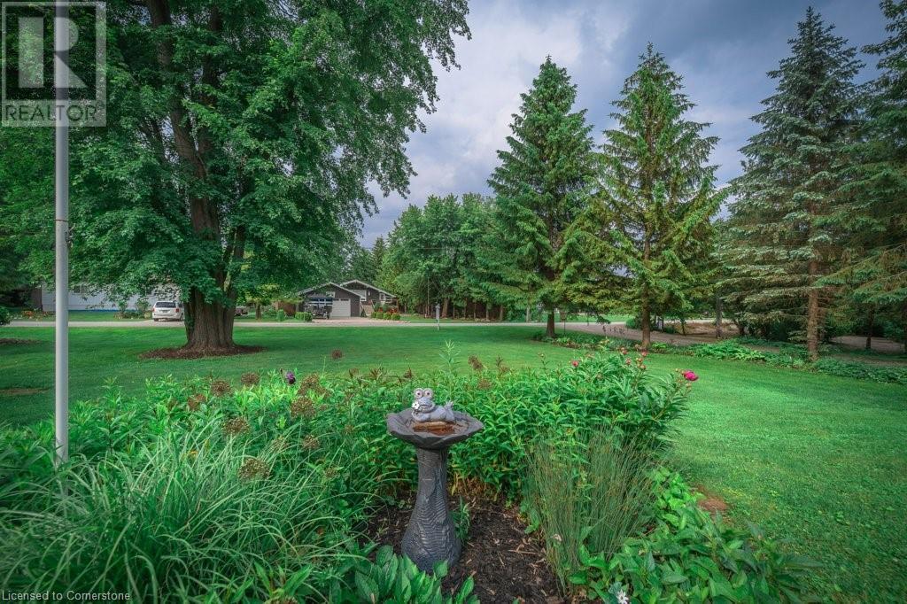 8463 Defore Drive, Lambton Shores, Ontario  N0M 1T0 - Photo 31 - 40738857