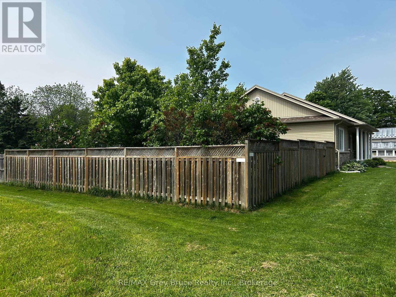 16 Paterson Street, Kincardine, Ontario  N0G 2T0 - Photo 41 - X12209483