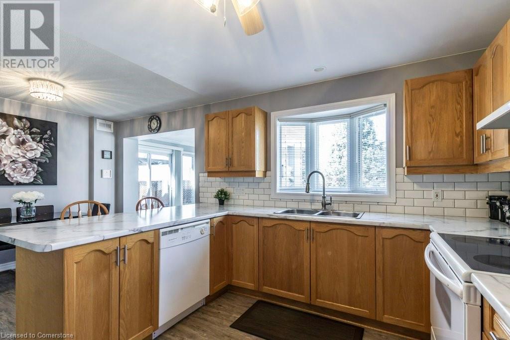 251 Glenariff Drive, Freelton, Ontario  L8B 1A5 - Photo 12 - 40739551
