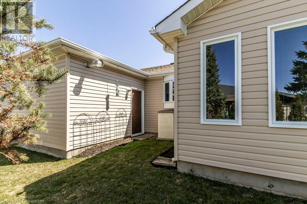 251 Glenariff Drive, Freelton, Ontario  L8B 1A5 - Photo 30 - 40739551