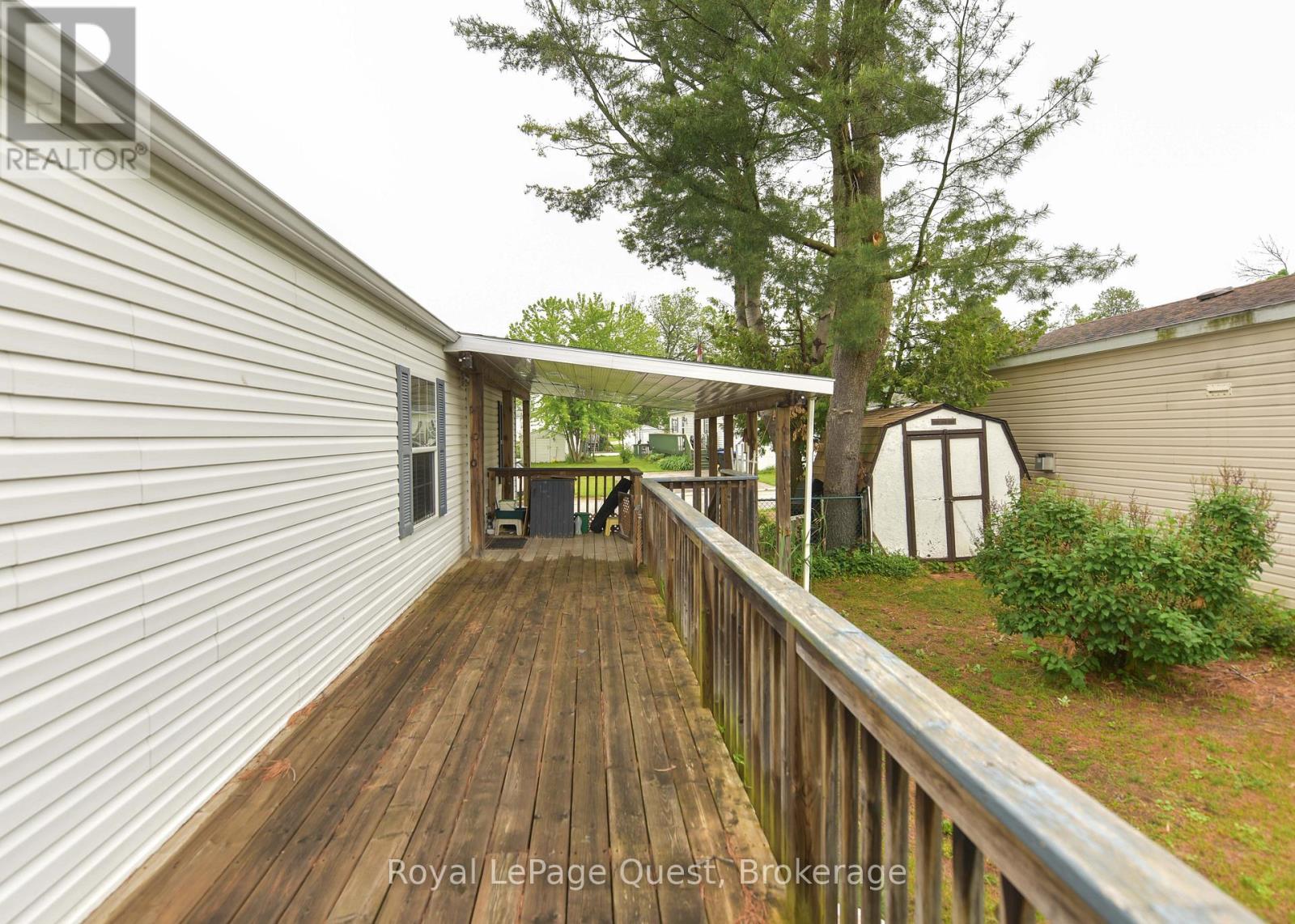 4106 Elaine Street, Severn, Ontario  L3V 6H4 - Photo 4 - S12209843