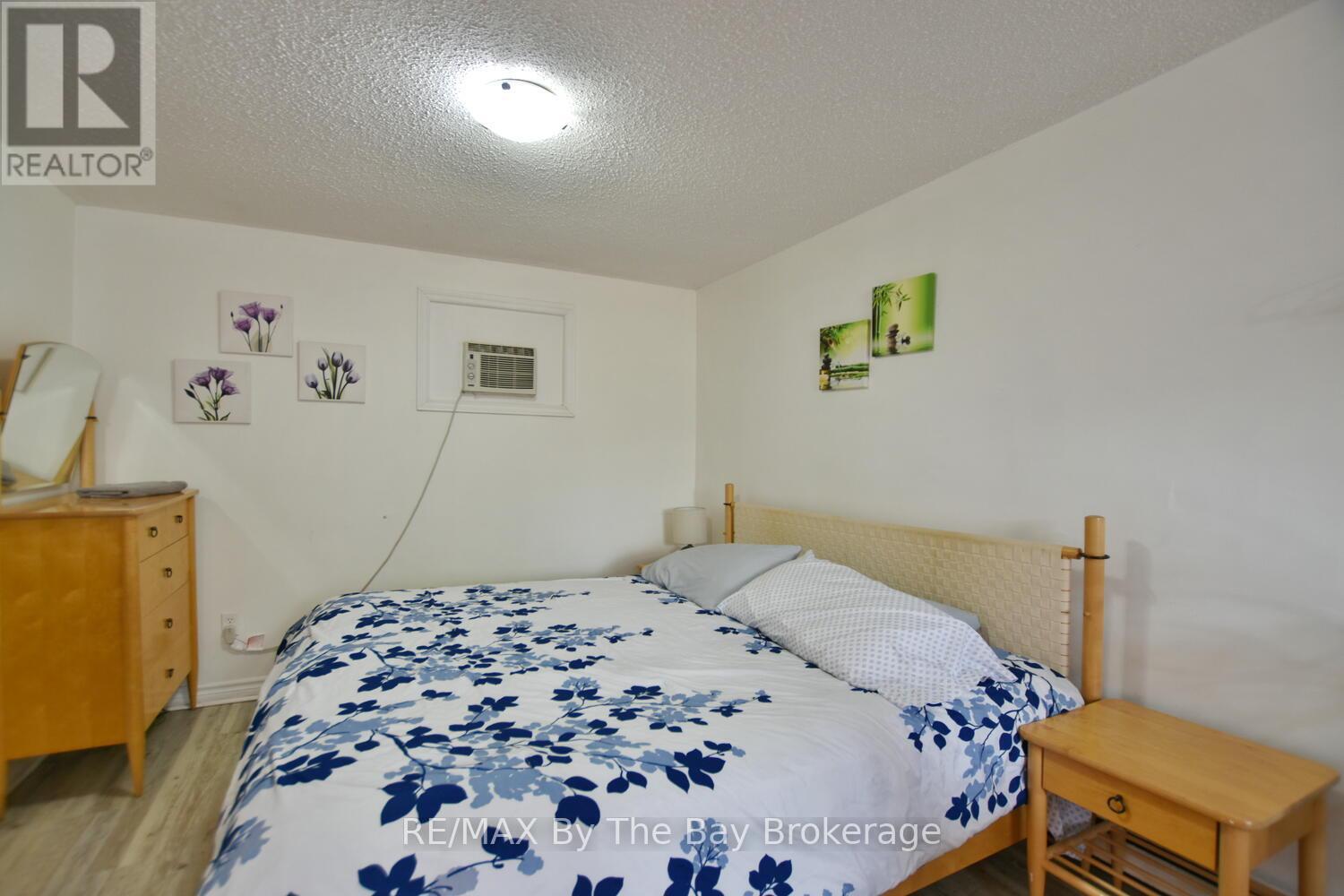 678 River Road W, Wasaga Beach, Ontario  L9Z 2P1 - Photo 30 - S12210455